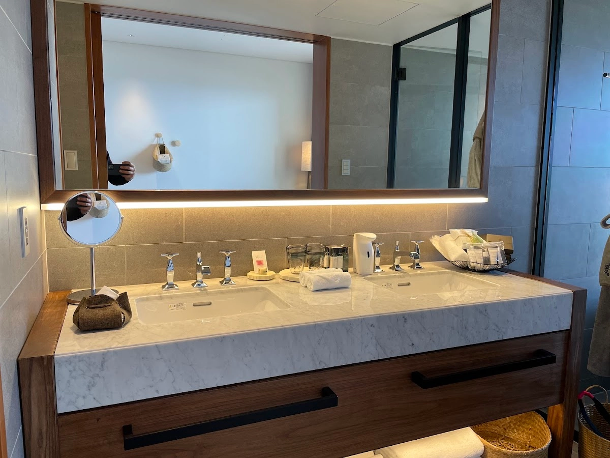 One Suite THE GRAND 4