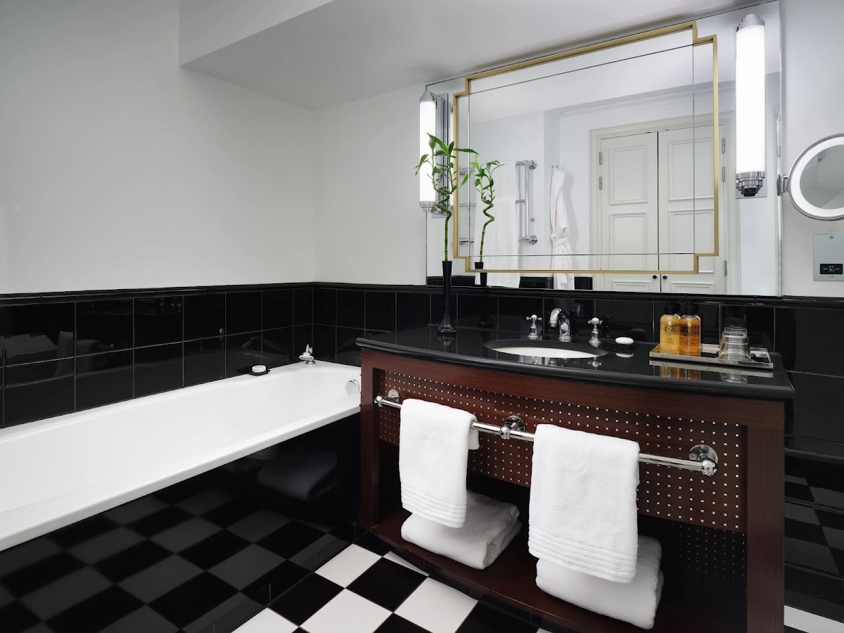 Sofitel London St James 4
