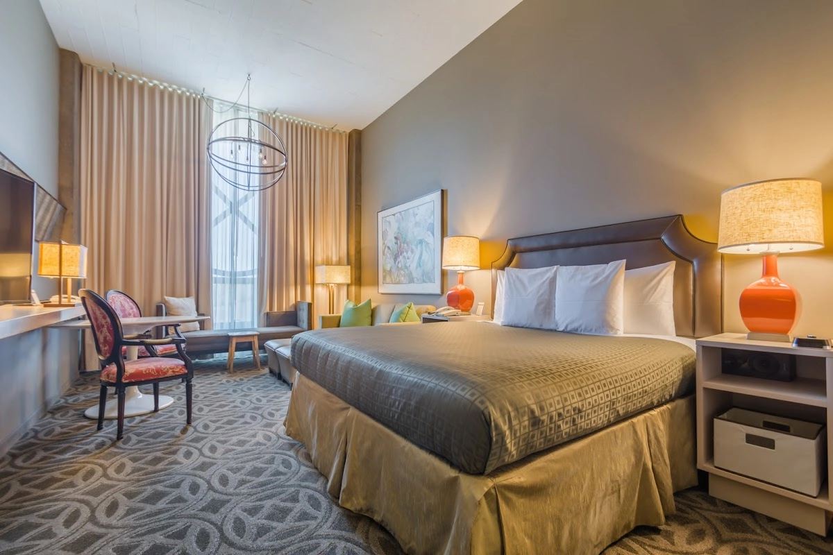 Proximity Hotel 1