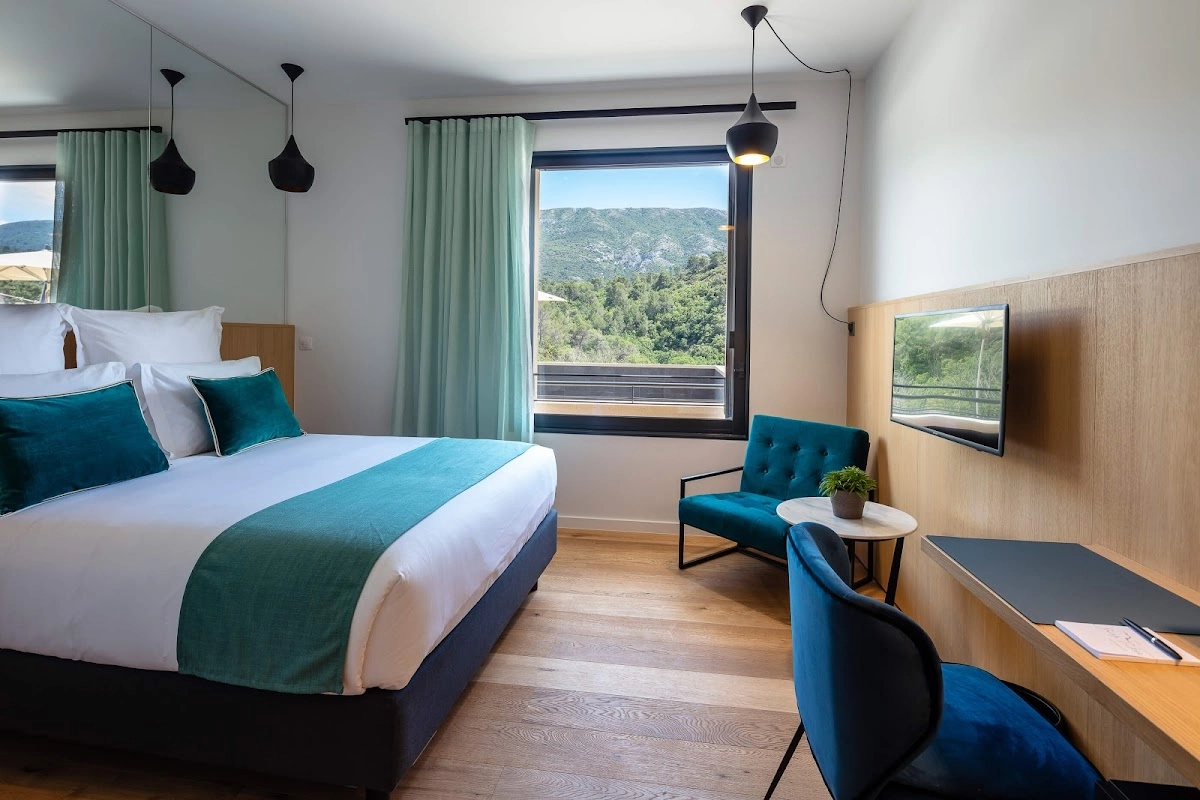 Hotel Sainte Victoire Vauvenargues 1